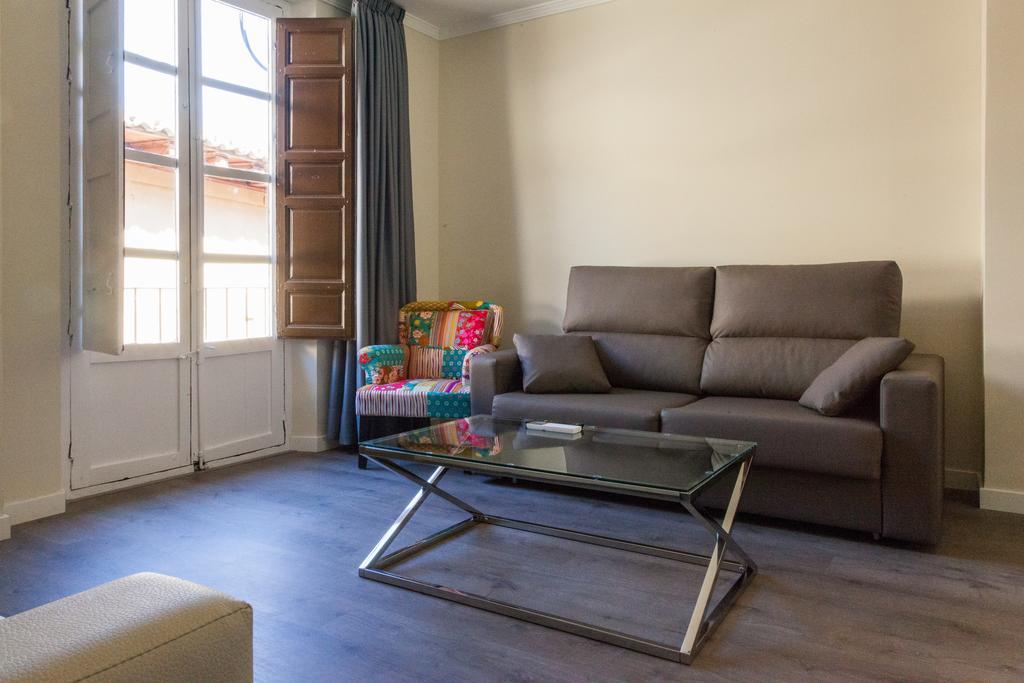 Apartamentos Valentina Deluxe 3000 グラナダ 部屋 写真