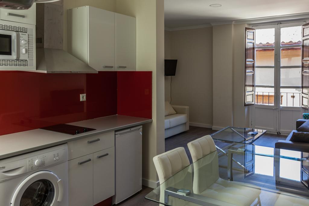 Apartamentos Valentina Deluxe 3000 グラナダ 部屋 写真
