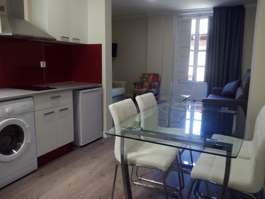 Apartamentos Valentina Deluxe 3000 グラナダ 部屋 写真