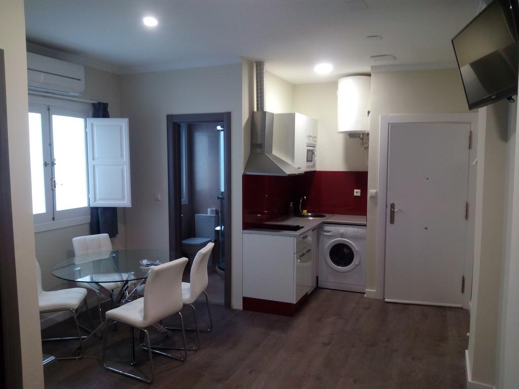 Apartamentos Valentina Deluxe 3000 グラナダ 部屋 写真