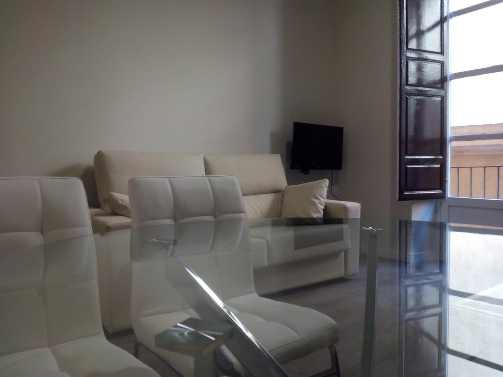 Apartamentos Valentina Deluxe 3000 グラナダ 部屋 写真