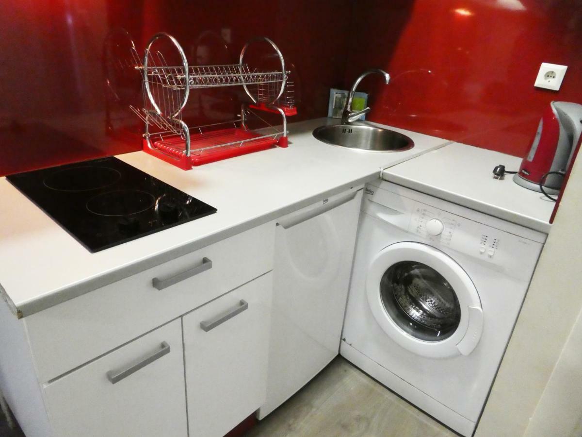 Apartamentos Valentina Deluxe 3000 グラナダ エクステリア 写真